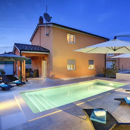 Holiday home Casa Jadreski