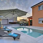 House Jadreski Pula